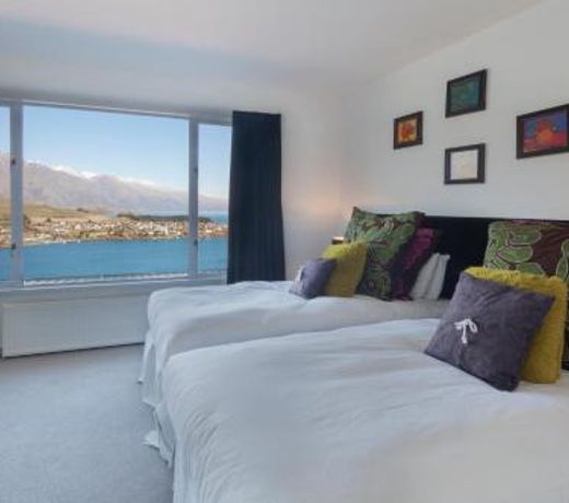 Star Lane by Amazing Accom