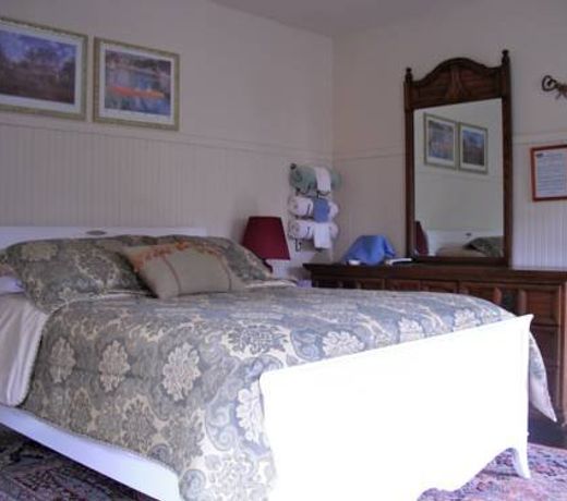 Mountain Meadow Inn Bed & Breakfast