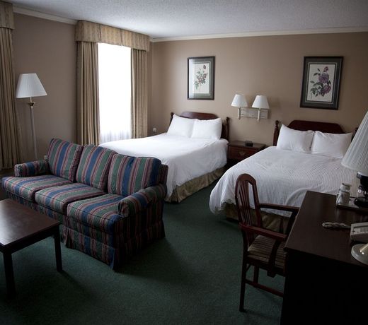 Hotel Senator