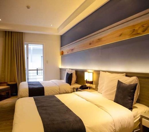 iCove Beach Hotel