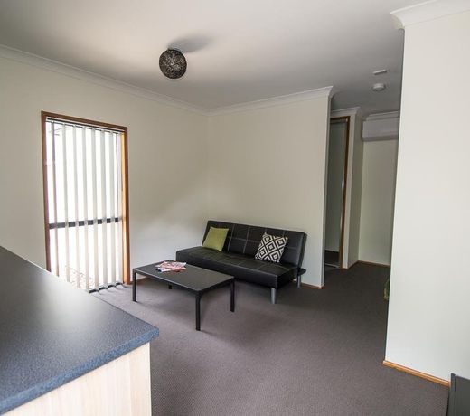 GOLD COAST B N B