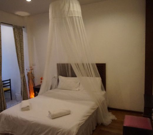 Nawaporn Place