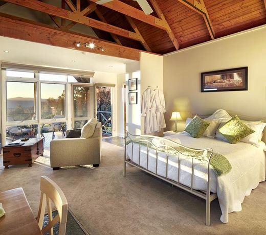 Vivere Retreat