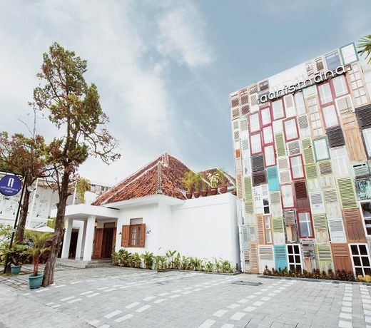 Adhisthana Hotel Yogyakarta