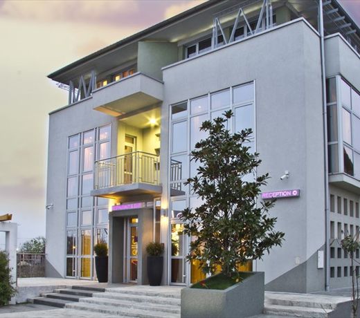 Apart K Apartments & Rooms