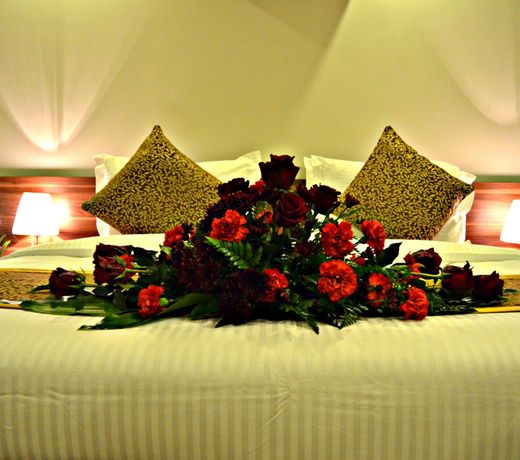 Silverton Hotel Suites