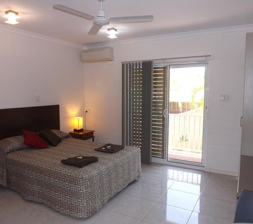 Derby Lodge Self Contained Apartments