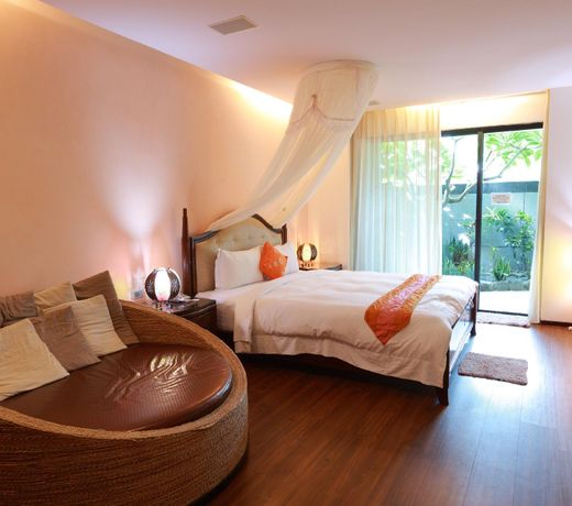 The Mudan Hot Springs Resorts and Villa