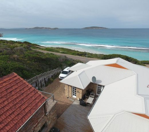 OCEAN VIEW 180