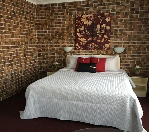 Richmond Motor Inn