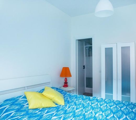 Chez moi!