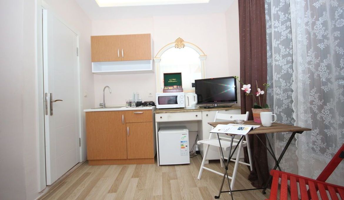 Mini House