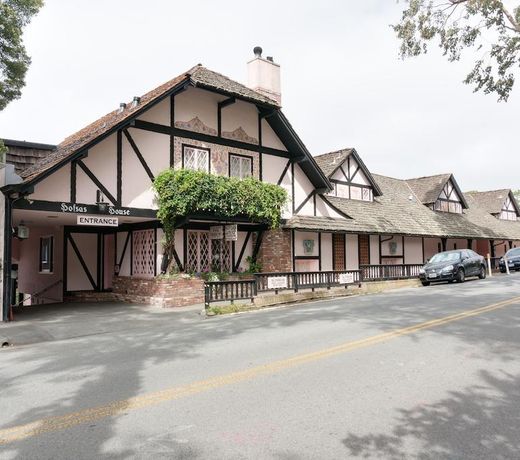 Hofsas House Hotel