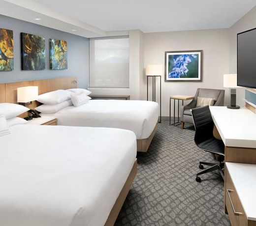 Delta Hotels by Marriott Seattle Everett