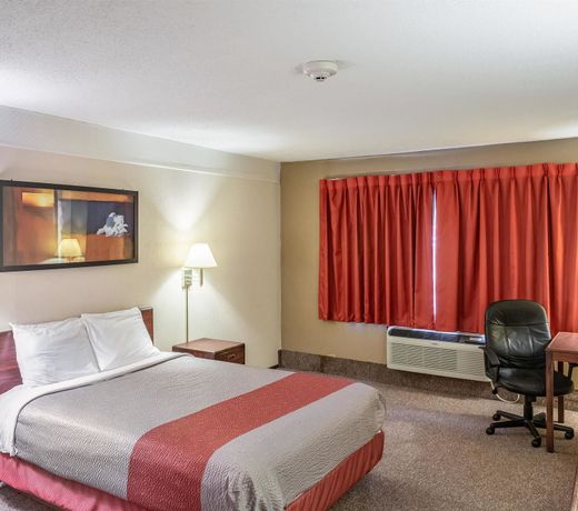 Motel 6-Fond Du Lac, WI
