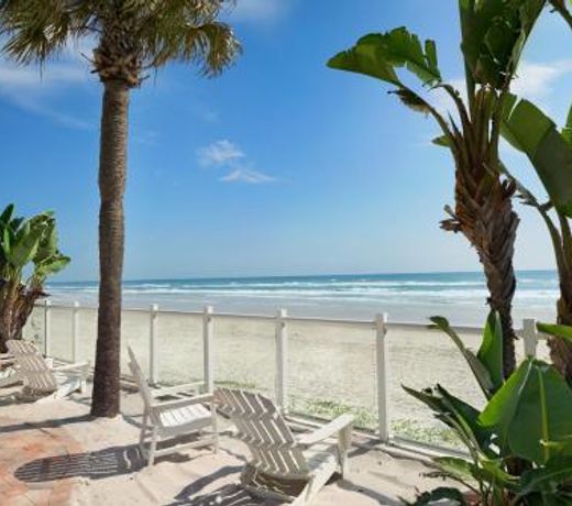 Days Inn by Wyndham Daytona Oceanfront