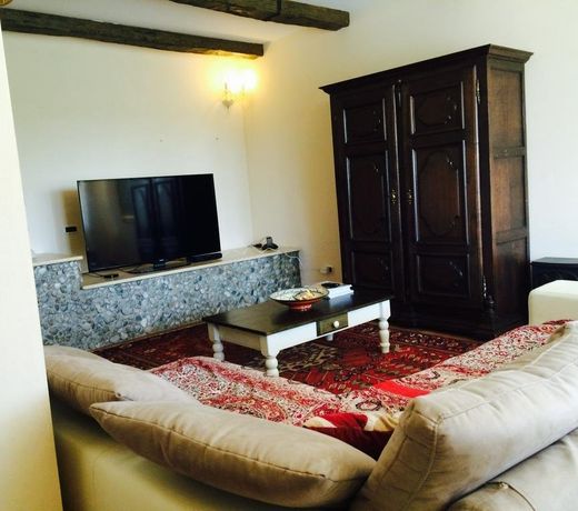 Villa Simalo