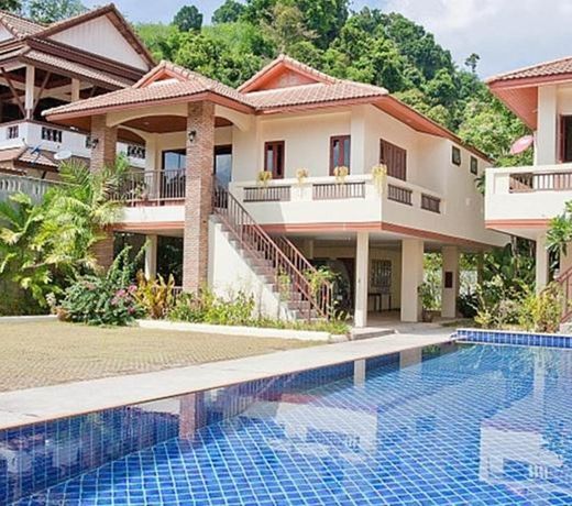 Loch Palm Villa B
