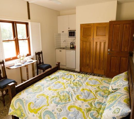 Bridle Guesthouse