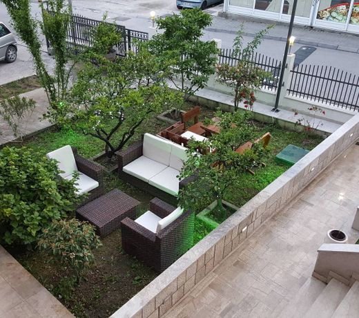 Hotel Mena