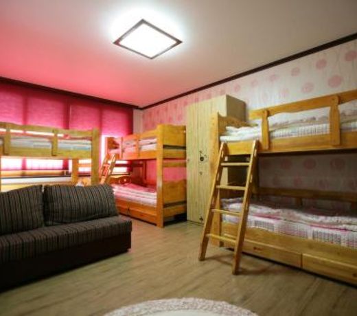 Green Guesthouse