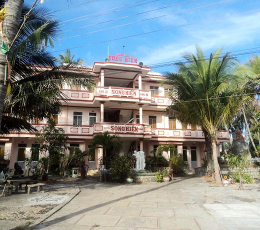 Song Hien Hotel