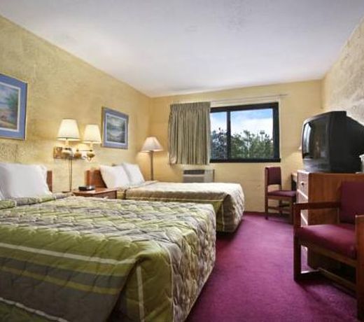Motel 6-La Crosse, WI