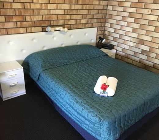 Miles Outback Motel