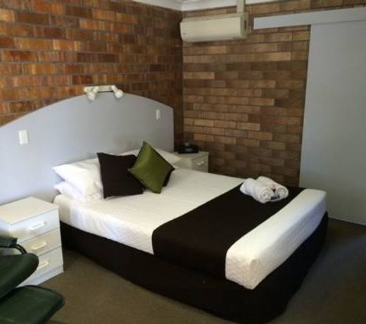 Miles Outback Motel