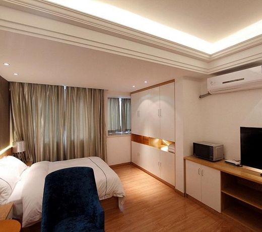 Chongqing Royal Serviced Apartment
