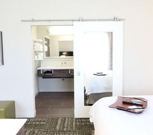 Hampton Inn & Suites Dallas Market Center