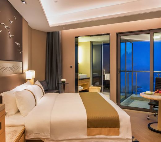 Holiday Inn Haikou West Coast, an IHG Hotel