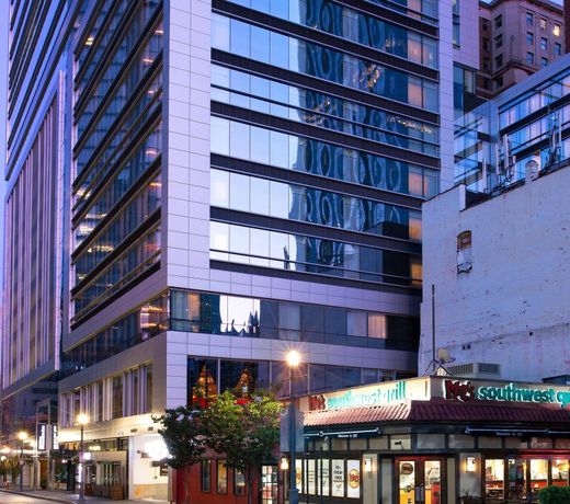 Hilton Garden Inn Pittsburgh Downtown