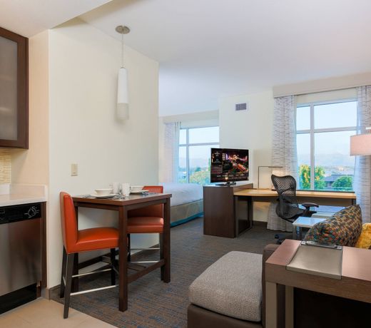 Residence Inn by Marriott San Jose Airport