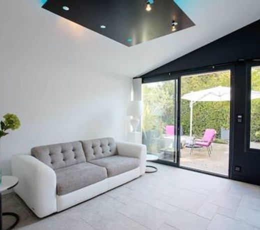 Squarebreak - Villa with Pool