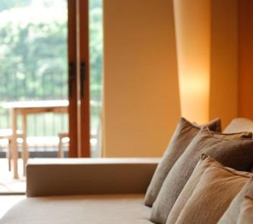 River Retreat Garaku