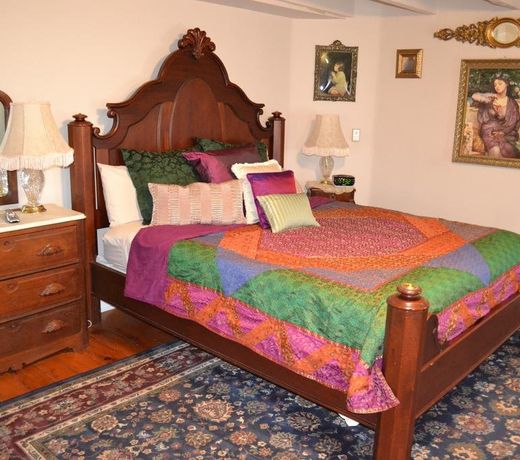 EJ Bowman House Bed & Breakfast