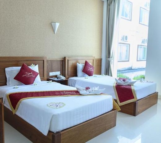 Grand Seagull Hotel