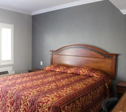 Town House Motel