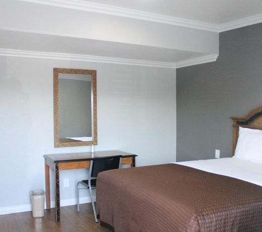 Town House Motel