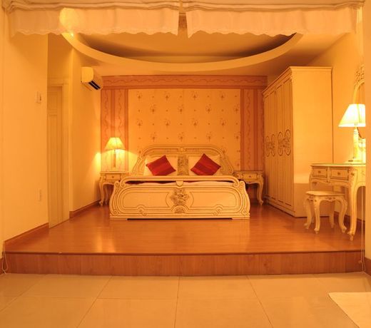 Sunny Hotel Binh Quoi