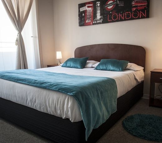 Acero Apartment