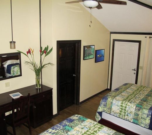Anthony's Key Resort