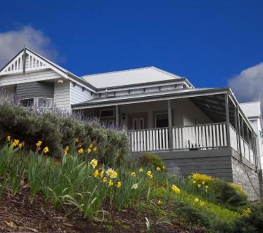 House on the Hill Bed and Breakfast