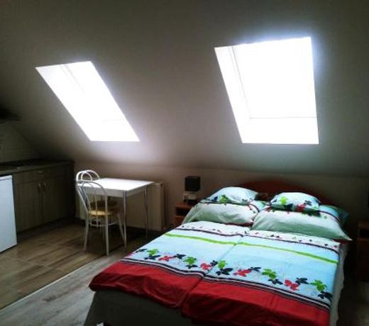 PLATÃN APARTMANHÃZ
