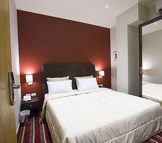 The J Hotel & Spa