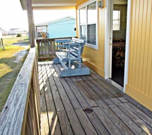 Blue Dolphin Inn and Cottages
