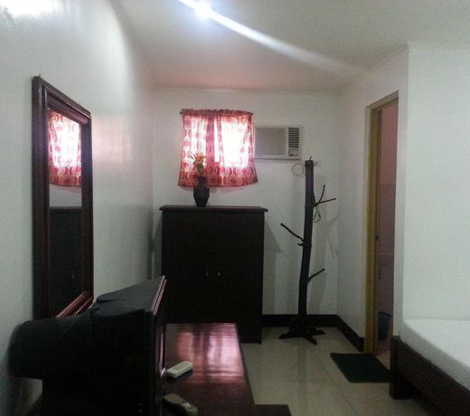 Dragon Hotel
