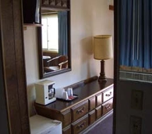 WESTERN LODGE