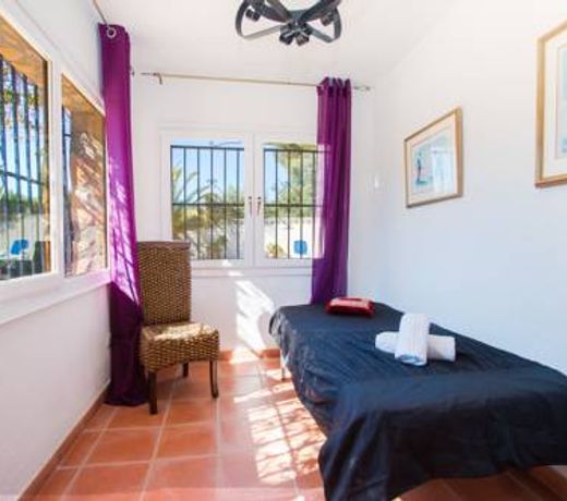 Villa Hugo 5 by Abahana Villas